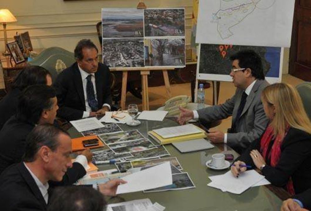 Scioli reuni� al Gabinete de Emergencias