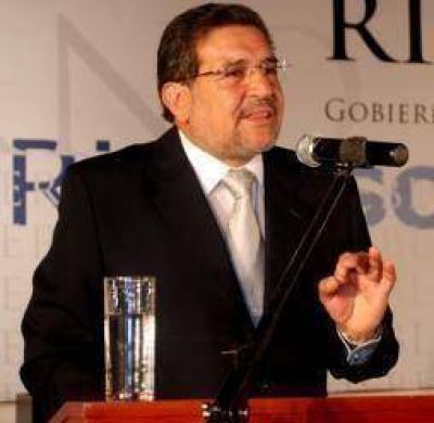 Beder dice que su gobierno promueve �una miner�a de tipo sustentable�