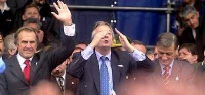 Reutemann acorral� a Kirchner en una pelea que favorecer�a a Binner 