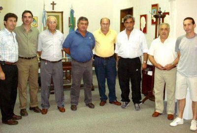 Subsidio para clubes de la Liga Mercedina de F�tbol