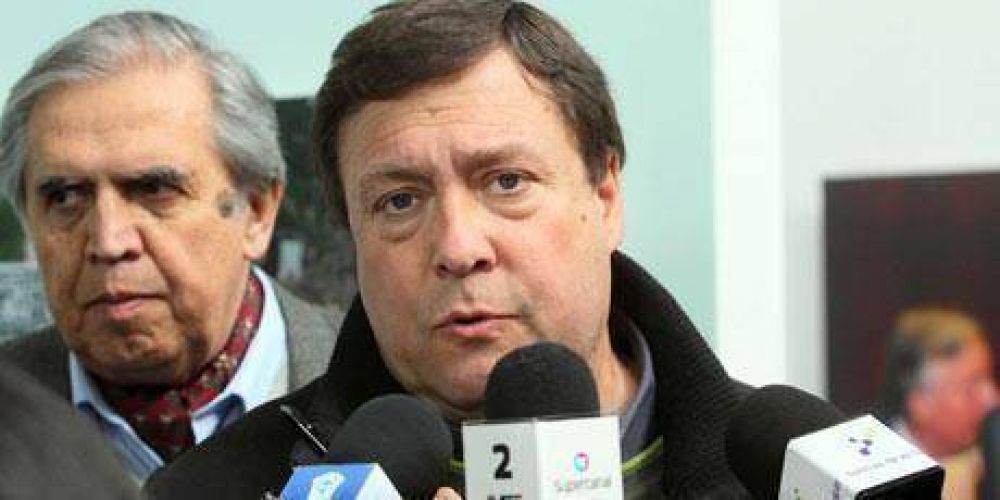Weretilneck: �No hay manera de gobernar si no es escuchando a la gente�