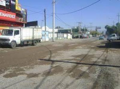 Taparon los grandes baches de la Benavidez