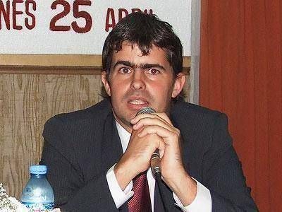 LAN�S: Bursese advirti� sobre falta de informaci�n en la rendici�n de cuentas