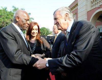 Gioja junto Urribarri y Alperovich impulsan negocios con Angola