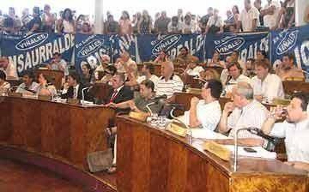 Asamblea y HCD en Lomas