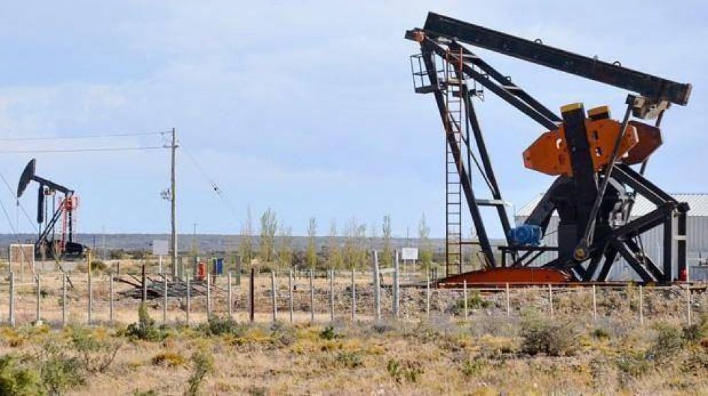 Peralta estima que YPF invertir� 200 millones de d�lares en Santa Cruz