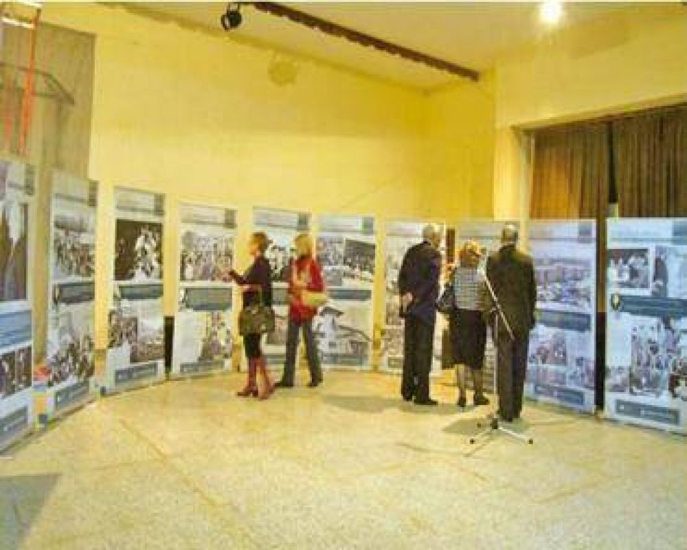 Se inaugura hoy la Muestra Gr�fica Itinerante sobre Eva Per�n en el Colegio Nacional