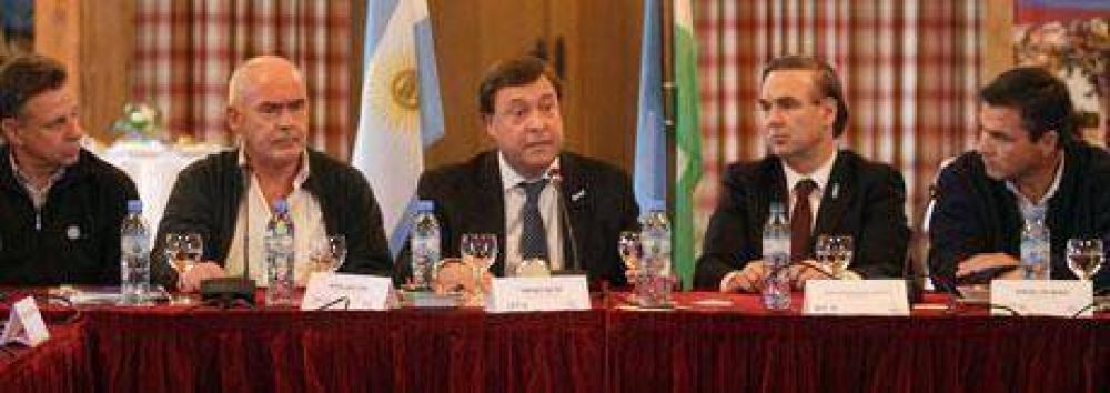 Gobernador presidi� acto de clausura del Consejo Federal de Turismo