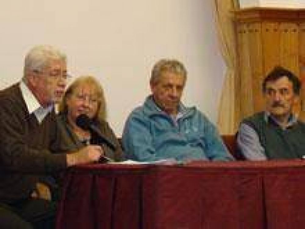 Asumi� Rub�n Fern�ndez como nuevo director del instituto Balseiro
