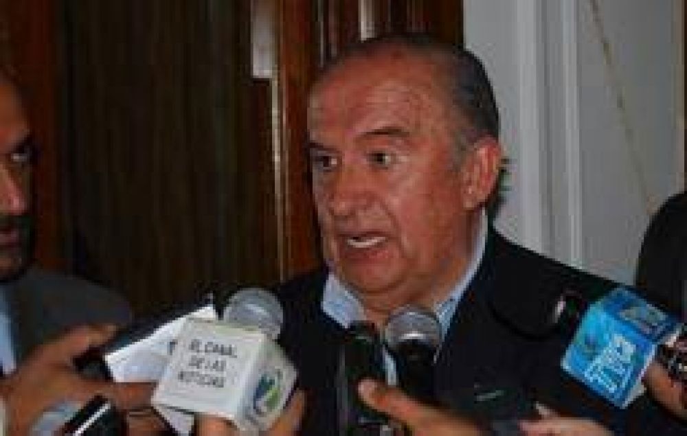 Para Fonzalida, la miner�a erradicar� la enorme falta de trabajo