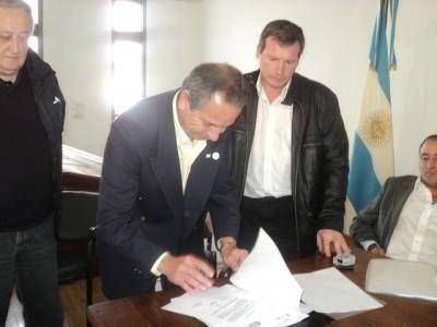 Se firm� el acta de inicio para la construcci�n del Jard�n N� 905 