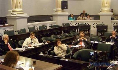 PJ vs. UCR: pases de facturas por viejas maniobras pol�ticas