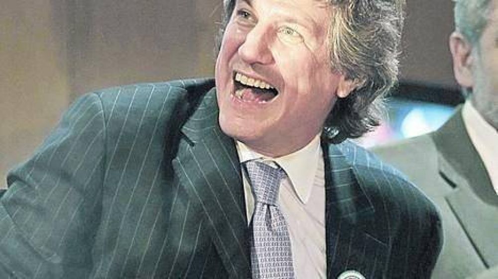 Un juez intim� a Ciccone a que informe qui�nes son sus due�os