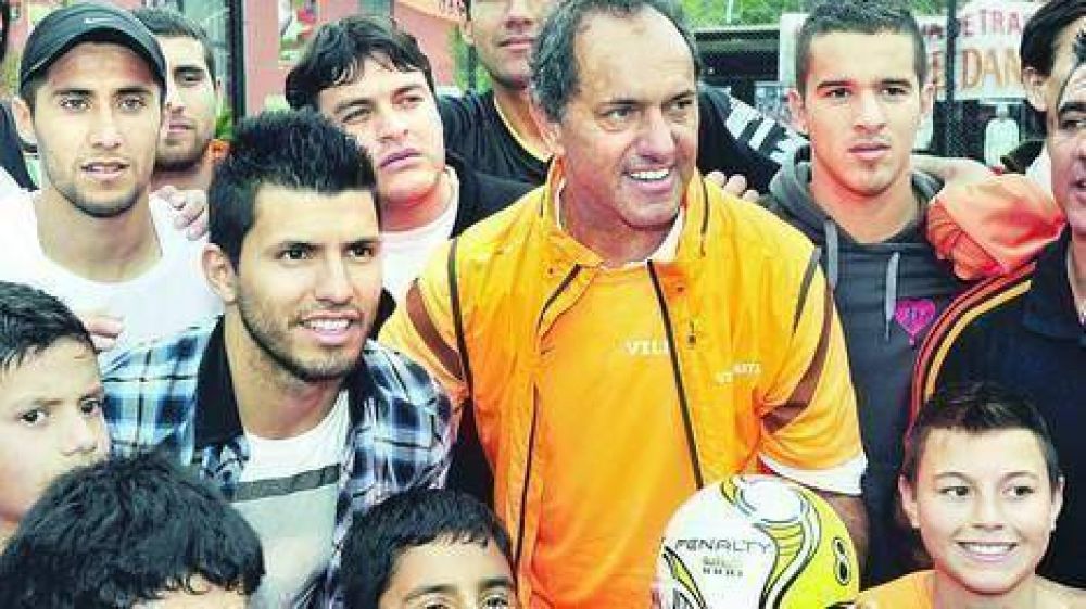 En la Legislatura, Scioli sali� en busca de nuevos aliados