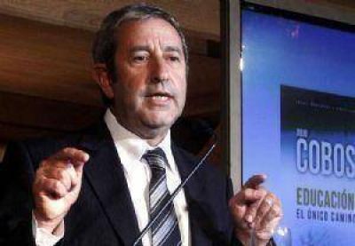 Cobos no descart� una candidatura a diputado o a presidente en 2015