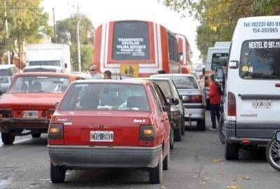 Avanzan soluciones para el tr�fico automotor en Mar del Plata