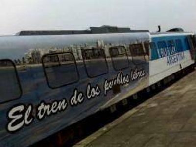 Ya dej� de funcionar tren que un�a Pilar con Uruguay presentado por Cristina en agosto