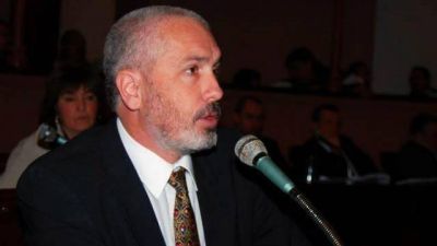 Coparticipaci�n: radical dice que le deben a Entre R�os m�s de $3 mil millones