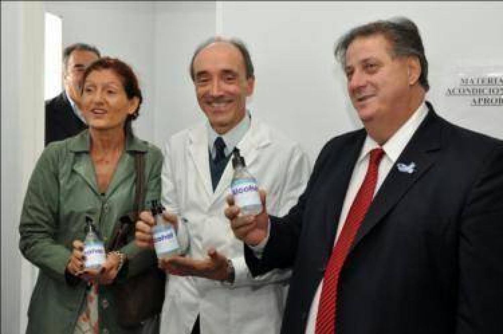 Inauguran una nueva planta de cosm�ticos y sanitizantes