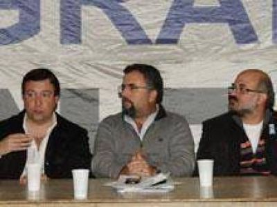 El FG propone un mayor v�nculo y coordinaci�n pol�tica con Pichetto