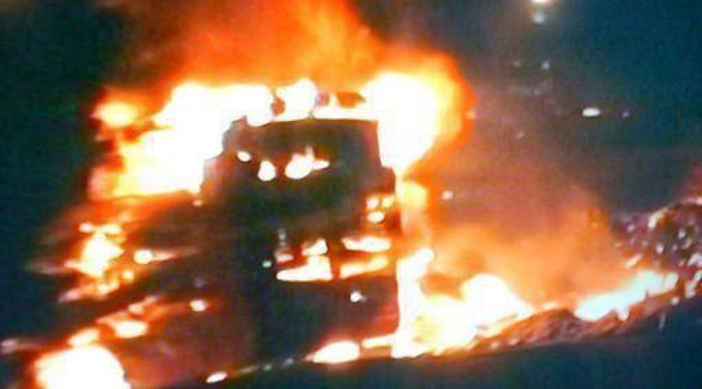 Al menos siete muertos en violenta colisi�n entre un �mnibus y un cami�n en Caraguatay