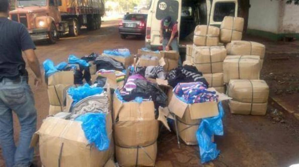 Secuestraron gran cantidad de ropa de invierno de contrabando