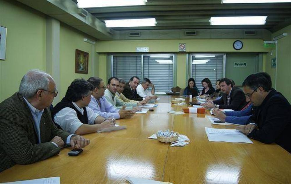 Intendentes de la zona se reunieron ayer en Luj�n