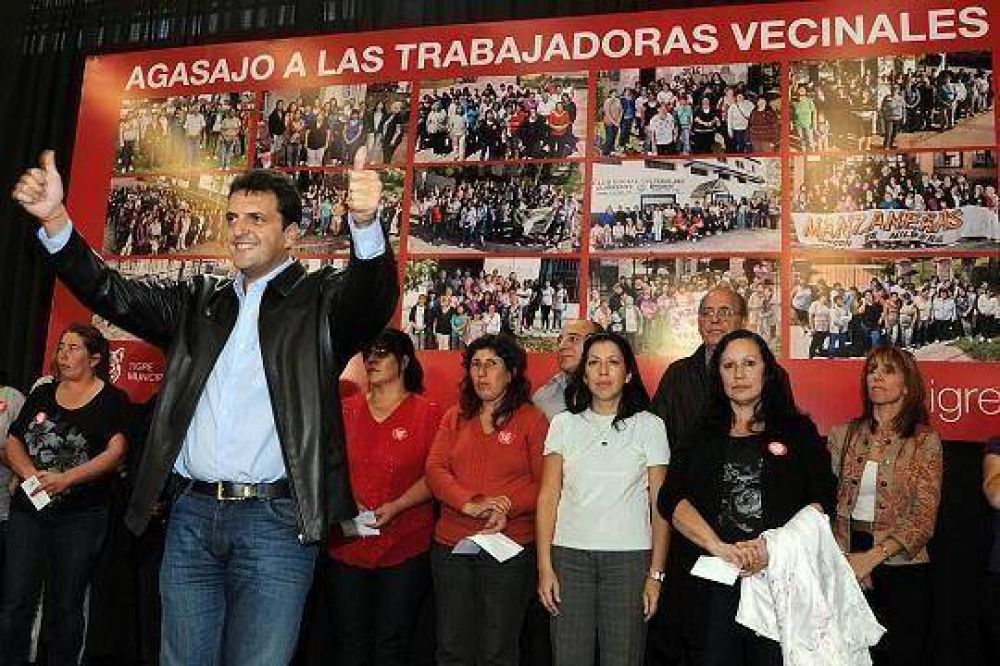 Massa agasaj� a las trabajadoras vecinales del Municipio de Tigre