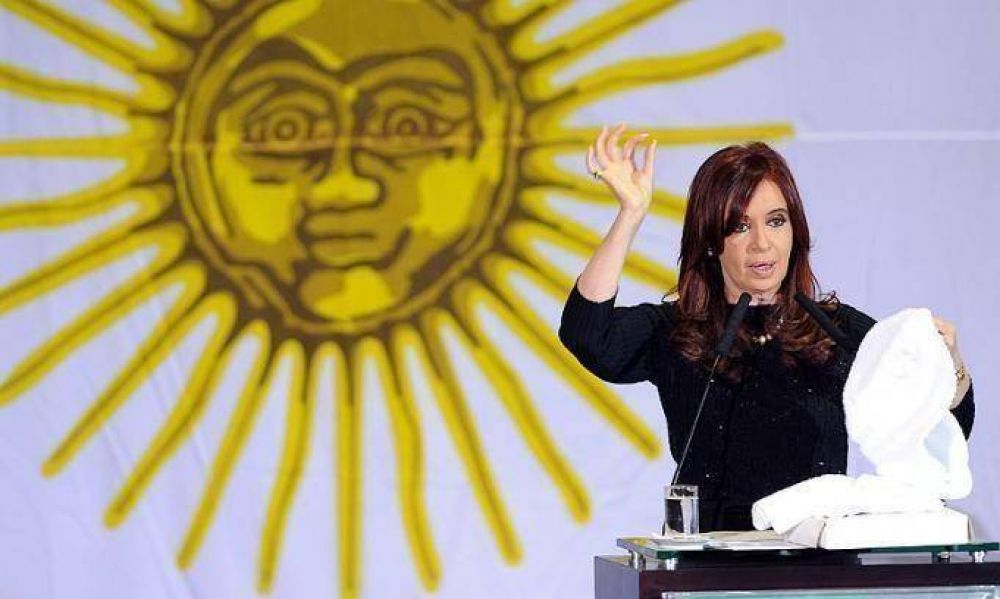 "Esta es una Argentina m�s justa que la que ten�amos en 2003", asegur� la Presidenta