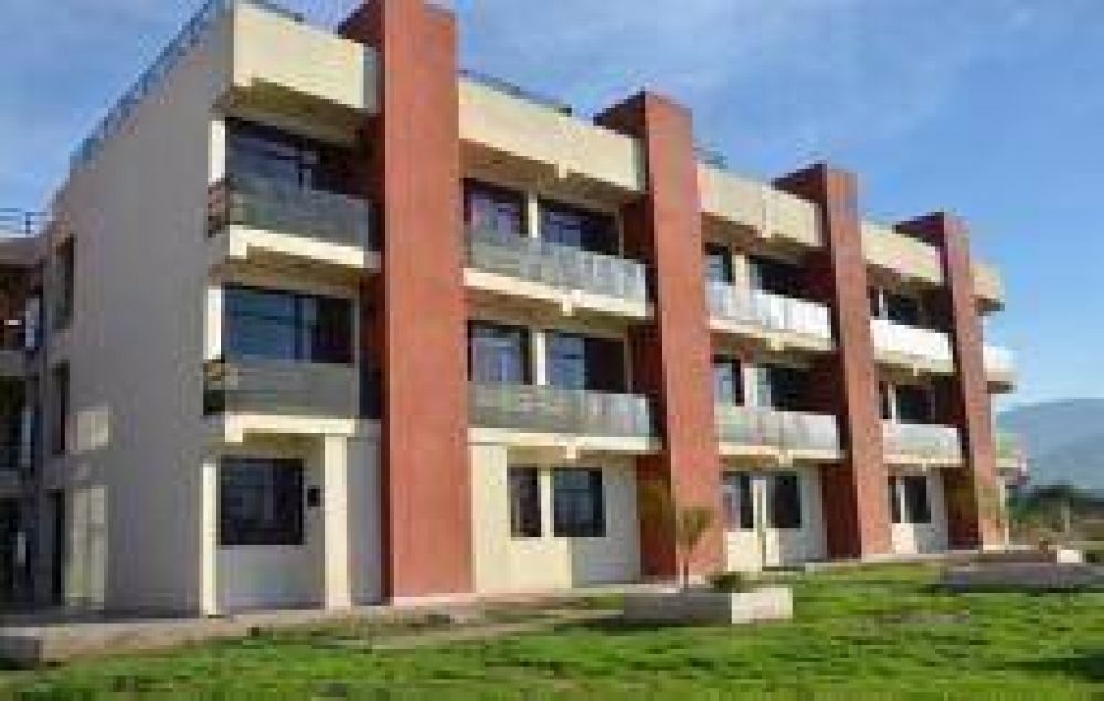 Con el visto bueno de Cristina, se inaugur� el albergue estudiantil