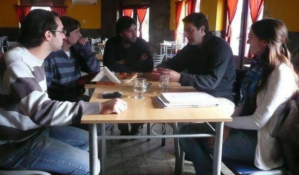 El Intendente con referentes de la juventud del Ministerio de Desarrollo Social