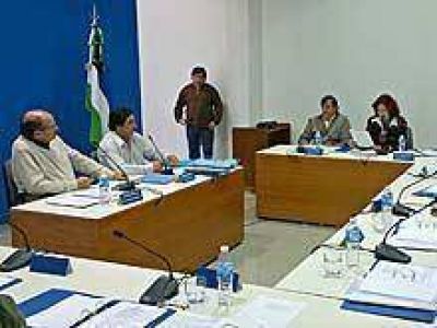 Roca adhiri� al goteo diario de regal�as hidrocarbur�feras
