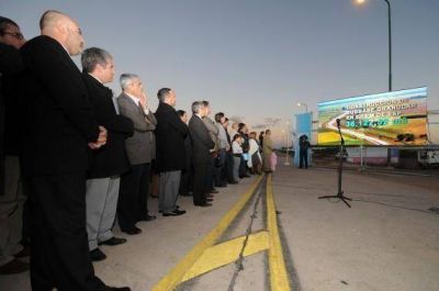 Hermanados en el progreso: se inaugur� el tramo de la Ruta Provincial 2 que une La Toma con Juan Llerena