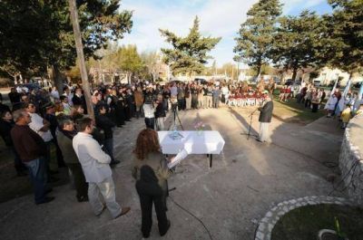 El Gobierno inaugur� la red cloacal y planta de tratamiento en Paso Grande