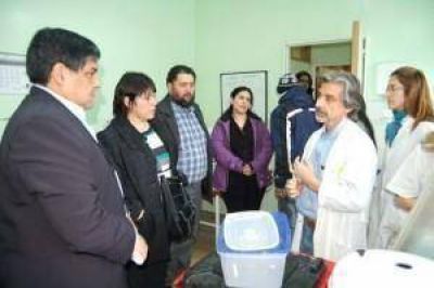 Legisladores provinciales cumplieron su anunciada recorrida por el hospital de Ushuaia