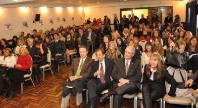 Ciento ochenta abogados recibieron sus matr�culas de Mediadores
