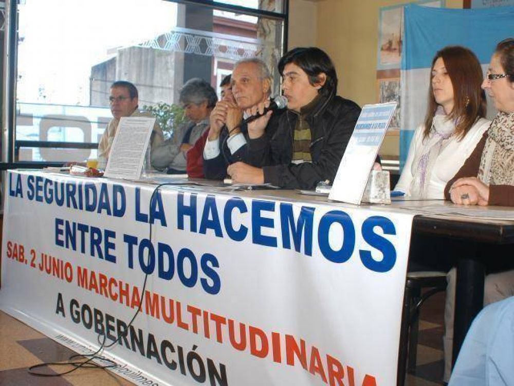 QUILMES Conferencia por el "autazo"