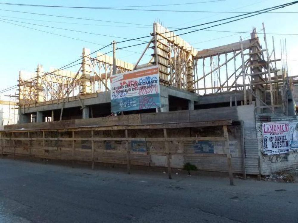 La obra se tendr�a que haber finalizado en julio del 2011