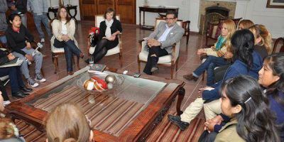 El gobernador se reuni� con madres de j�venes adictos