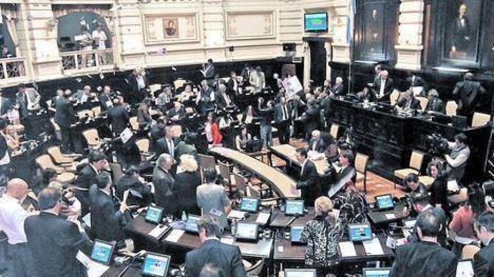 Aprobaron el ajuste y el campo convoc� a un paro en la Provincia