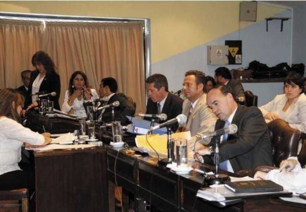 Proponen nuevos vi�ticos para los legisladores cuando se desplazan por la provincia
