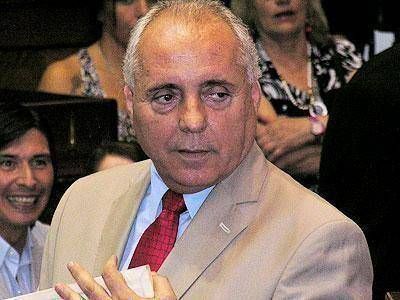 PRESIDENTE PER�N: Se cumple un mes desde que comenz� la licencia Regueiro