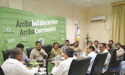 El piso salarial docente aumentar� a 3 mil pesos a partir de este mes