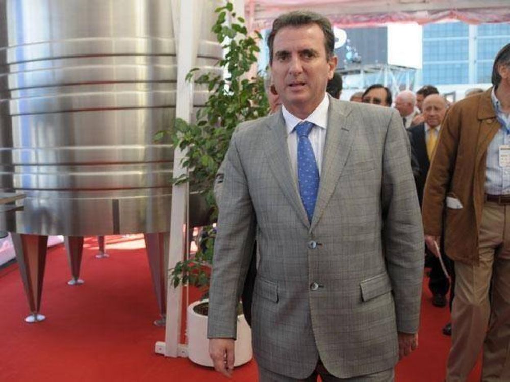 P�rez dijo que cuando Mendoza distribuya los combustibles terminar�n las demoras