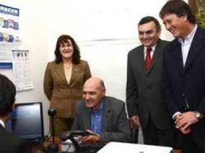 Fue inaugurado el cuarto centro de documentaci�n en Maipu