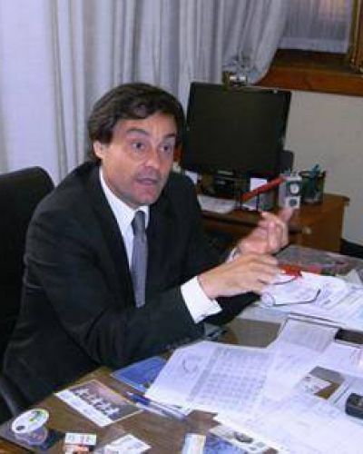 Pittelli particip� de la firma del decreto y de la sesi�n legislativa por el reval�o de tierras 