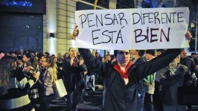 Otro cacerolazo en la Capital, esta vez con m�s intensidad