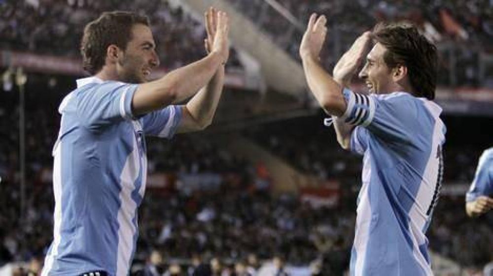 Argentina gole� a Ecuador y volvi� a enamorar