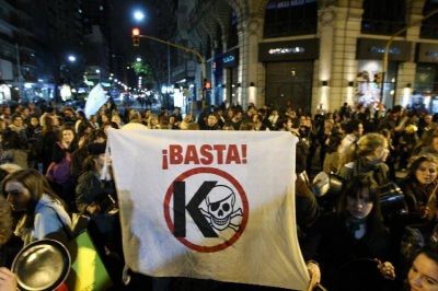 Preocupa a Cristina la vuelta de los cacerolazos