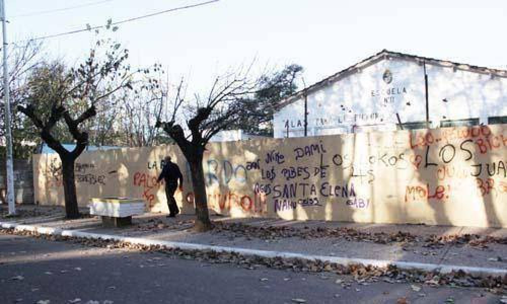 El vandalismo insume 200 mil pesos al a�o al Consejo Escolar